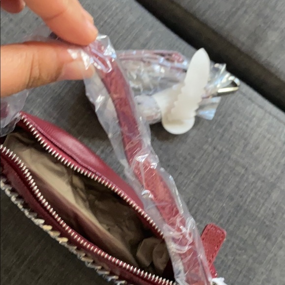 UO urban outfitter RED baguette chain shoulder bag - Picture 10 of 10